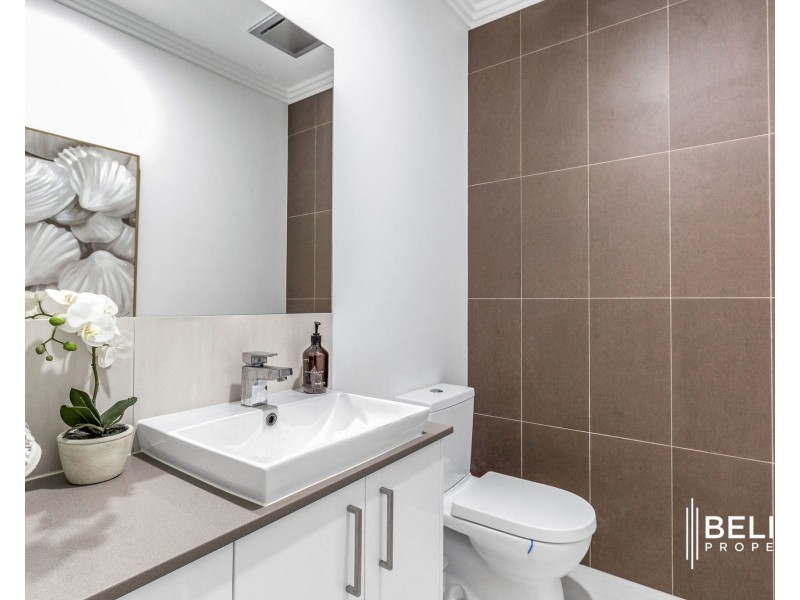 71 Marina Parade, Jacobs Well QLD 4208