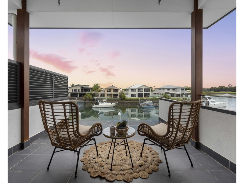 40 Poinciana Place, Jacobs Well QLD 4208