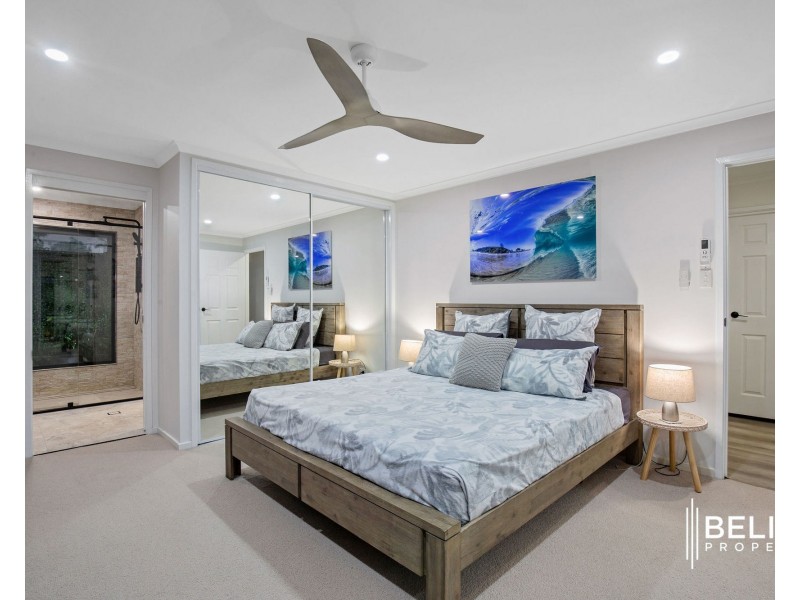 34 Pelican Parade, Jacobs Well QLD 4208
