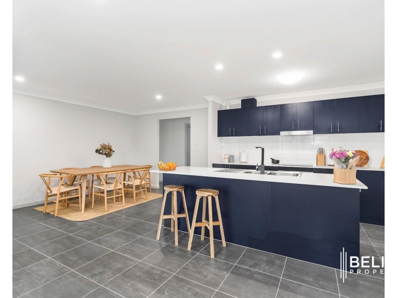 2 Corbould Court, Jacobs Well QLD 4208