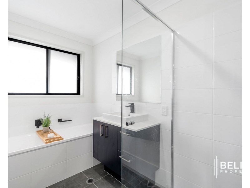 2 Corbould Court, Jacobs Well QLD 4208