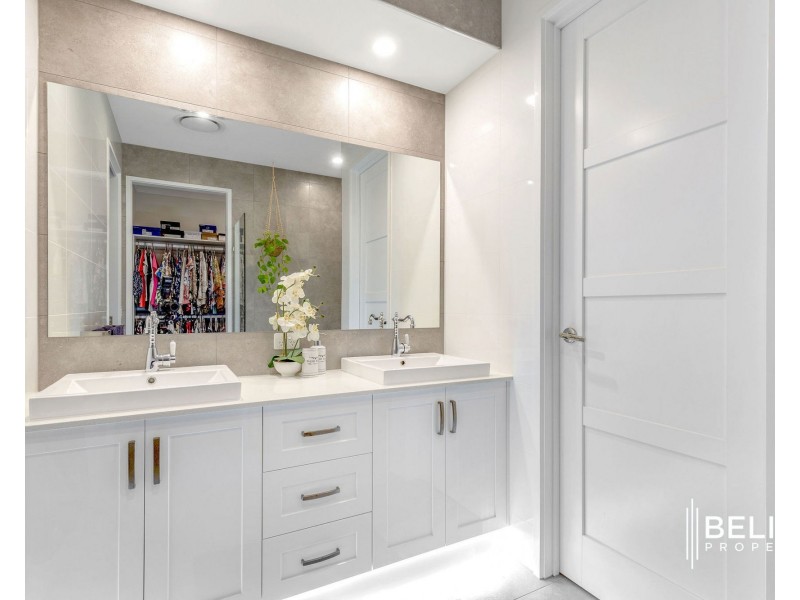 15 Moreton Drive, Jacobs Well QLD 4208