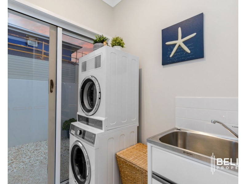 15 Moreton Drive, Jacobs Well QLD 4208