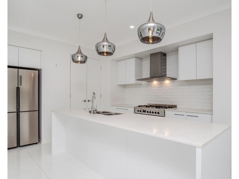 147 Gainsborough Drive, Pimpama QLD 4209