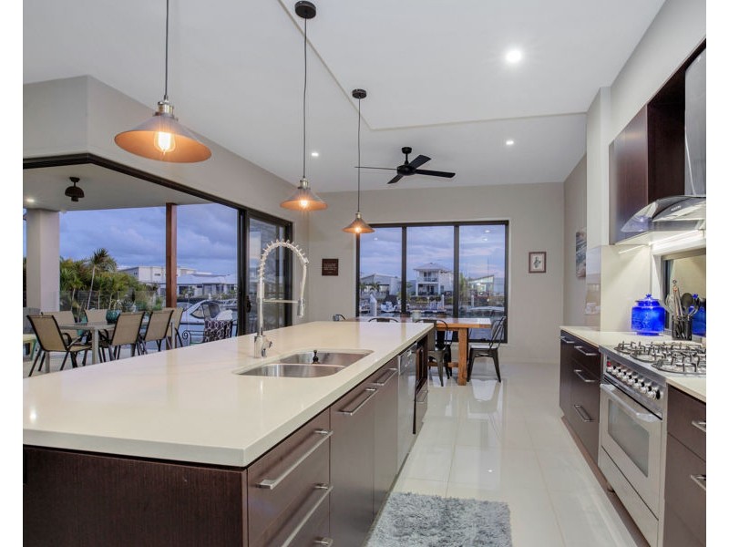 22 Sundown Place, Jacobs Well QLD 4208