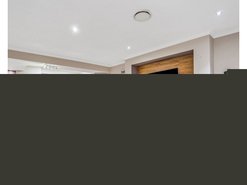 7 Windward Place, Jacobs Well QLD 4208
