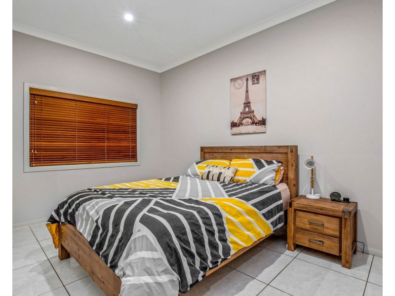 7 Windward Place, Jacobs Well QLD 4208