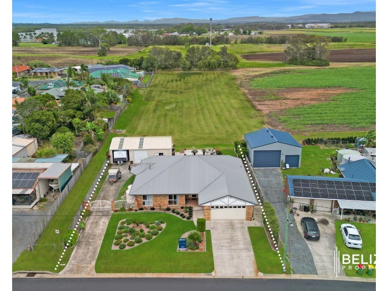 33 Royal Palm Drive, Steiglitz QLD 4207