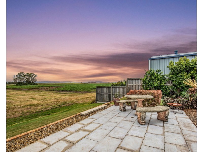 33 Royal Palm Drive, Steiglitz QLD 4207
