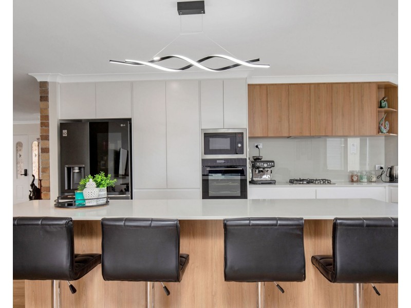 33 Royal Palm Drive, Steiglitz QLD 4207