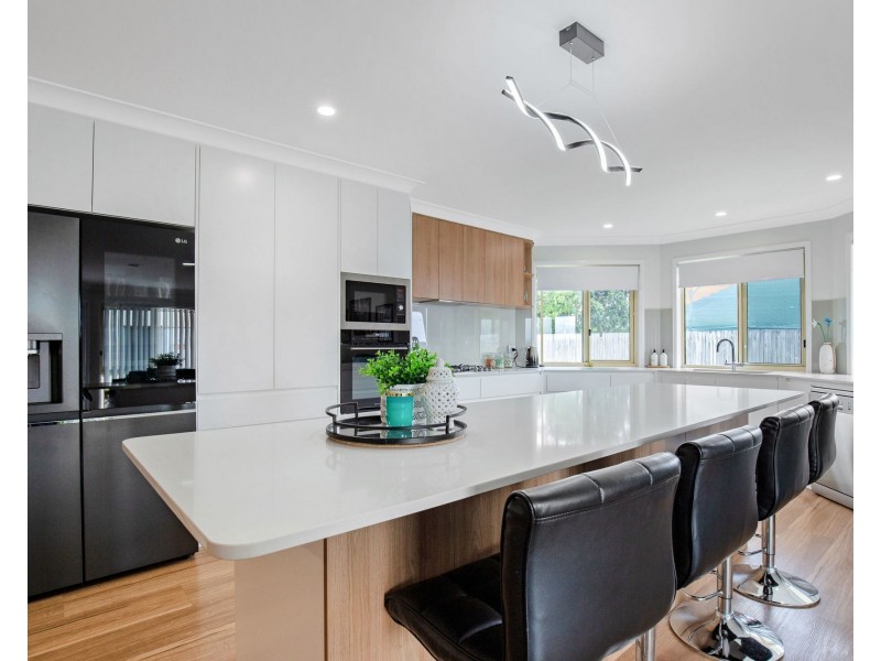 33 Royal Palm Drive, Steiglitz QLD 4207