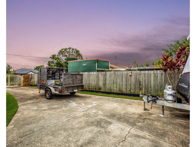 33 Royal Palm Drive, Steiglitz QLD 4207