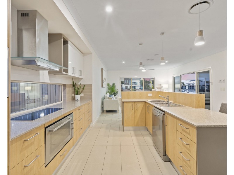 10 Windward Place, Jacobs Well QLD 4208