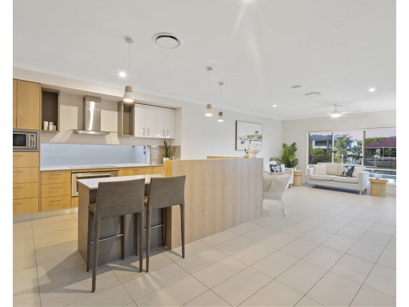 10 Windward Place, Jacobs Well QLD 4208