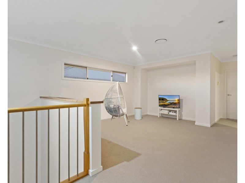10 Windward Place, Jacobs Well QLD 4208