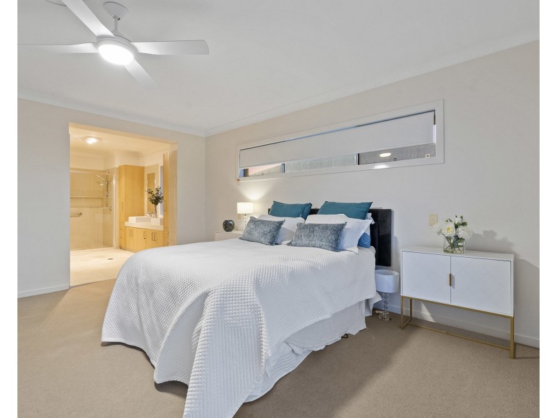 10 Windward Place, Jacobs Well QLD 4208