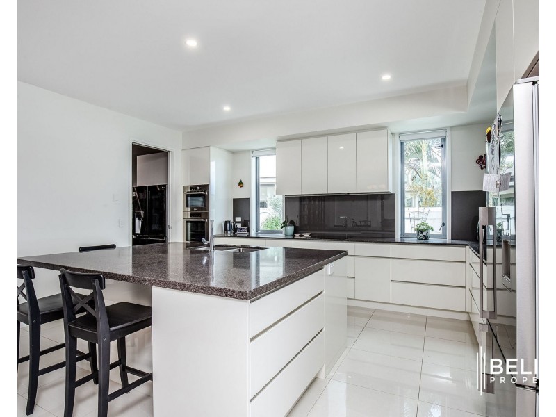 41 Marina Parade, Jacobs Well QLD 4208