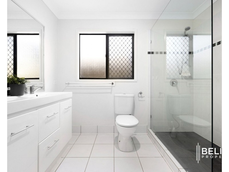 11 Albert Street, Eagleby QLD 4207
