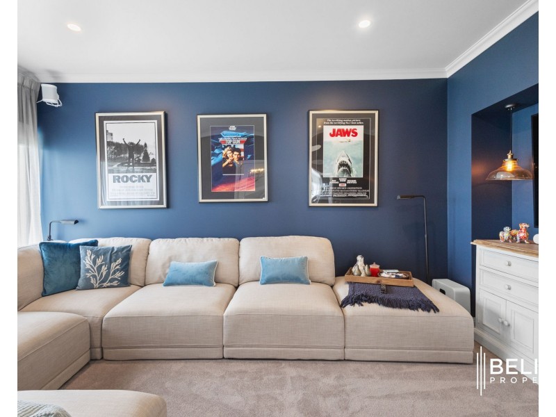 19 Poinciana Place, Jacobs Well QLD 4208
