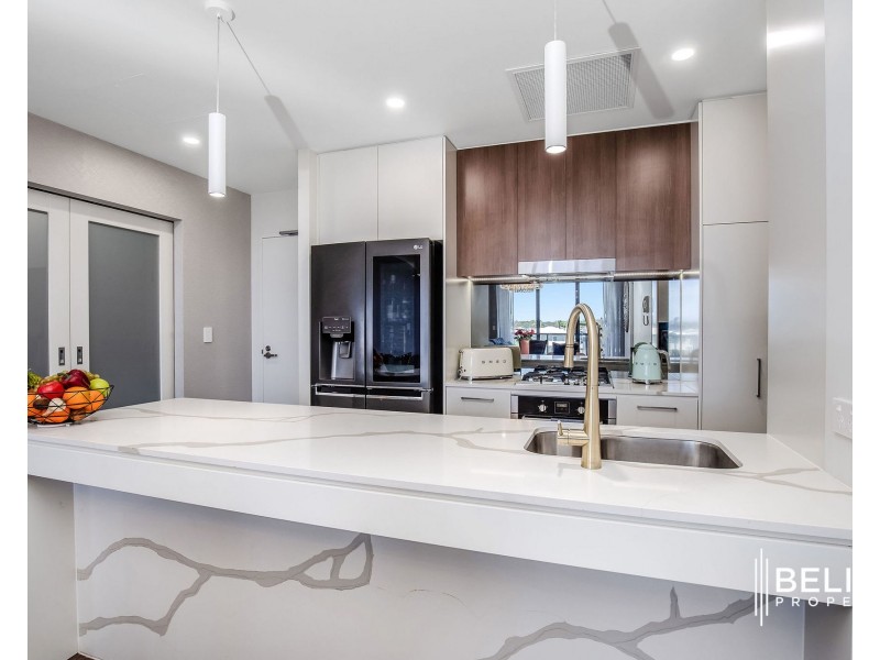 120/37 Sickle Avenue, Hope Island QLD 4212