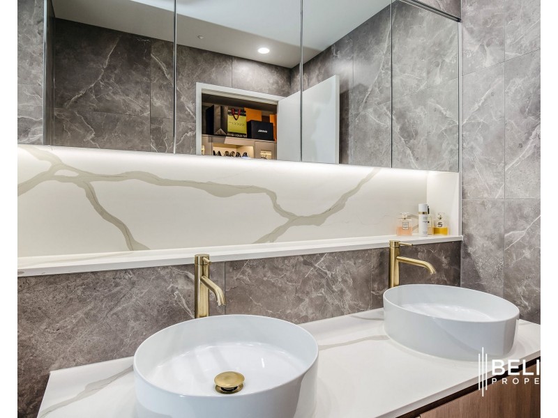 120/37 Sickle Avenue, Hope Island QLD 4212