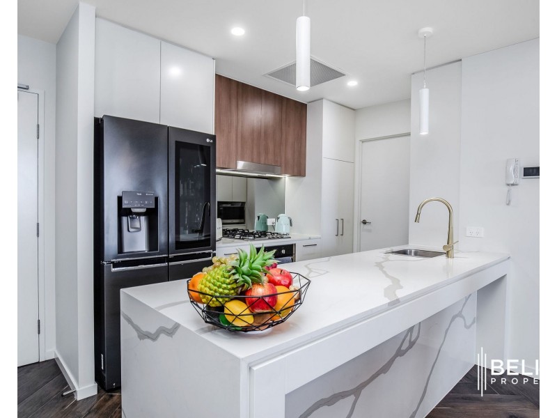 120/37 Sickle Avenue, Hope Island QLD 4212