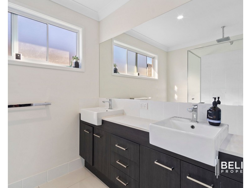 145 The Heights Boulevard, Pimpama QLD 4209