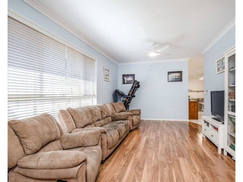 1 Banka Avenue, Jacobs Well QLD 4208