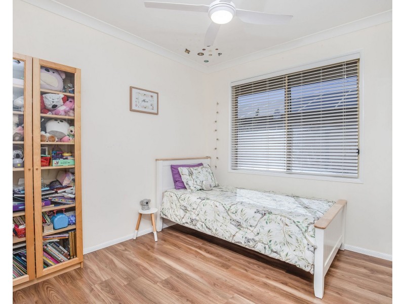 1 Banka Avenue, Jacobs Well QLD 4208