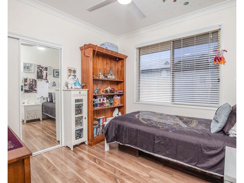 1 Banka Avenue, Jacobs Well QLD 4208