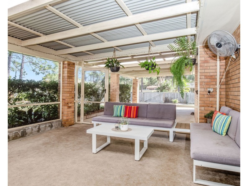 1 Banka Avenue, Jacobs Well QLD 4208