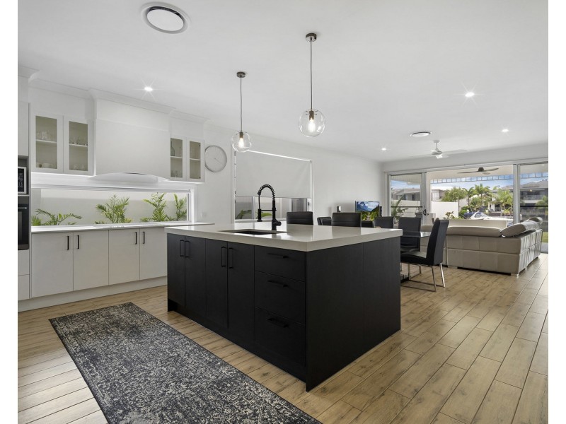 315 Harbour Boulevard, Jacobs Well QLD 4208