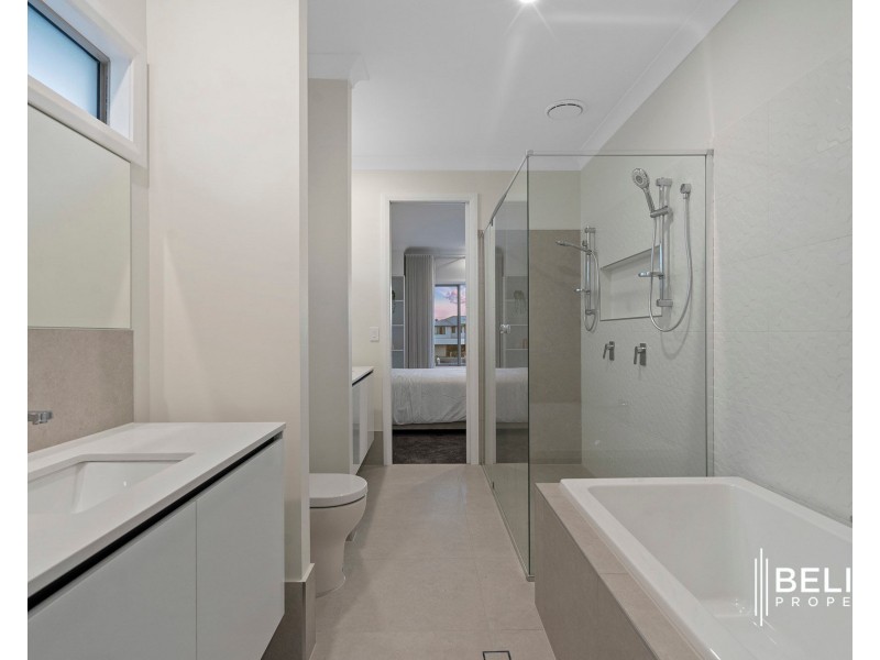 299 Harbour Boulevard, Jacobs Well QLD 4208