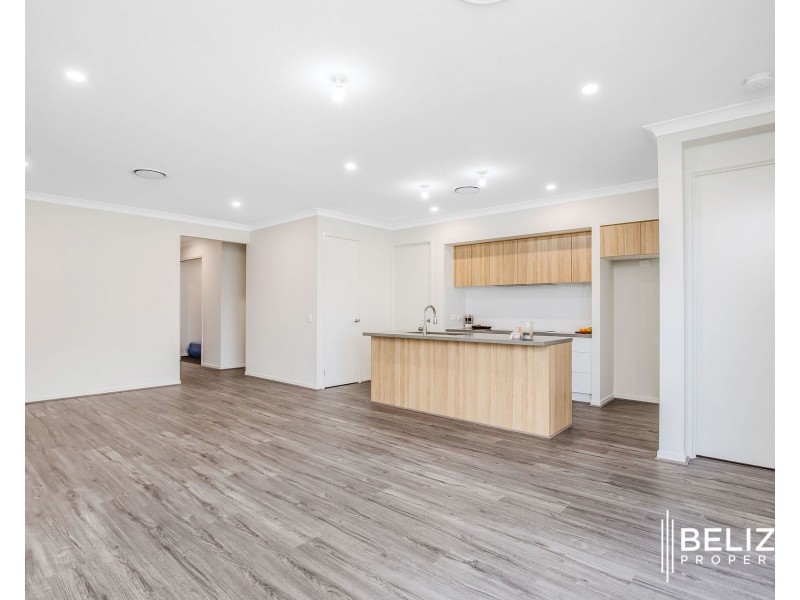 19 Hamilton Drive, Jacobs Well QLD 4208