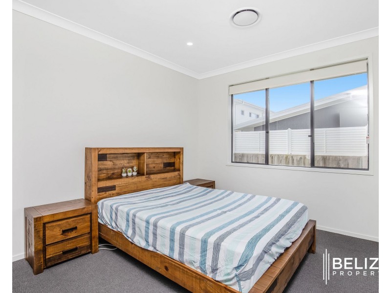 19 Hamilton Drive, Jacobs Well QLD 4208