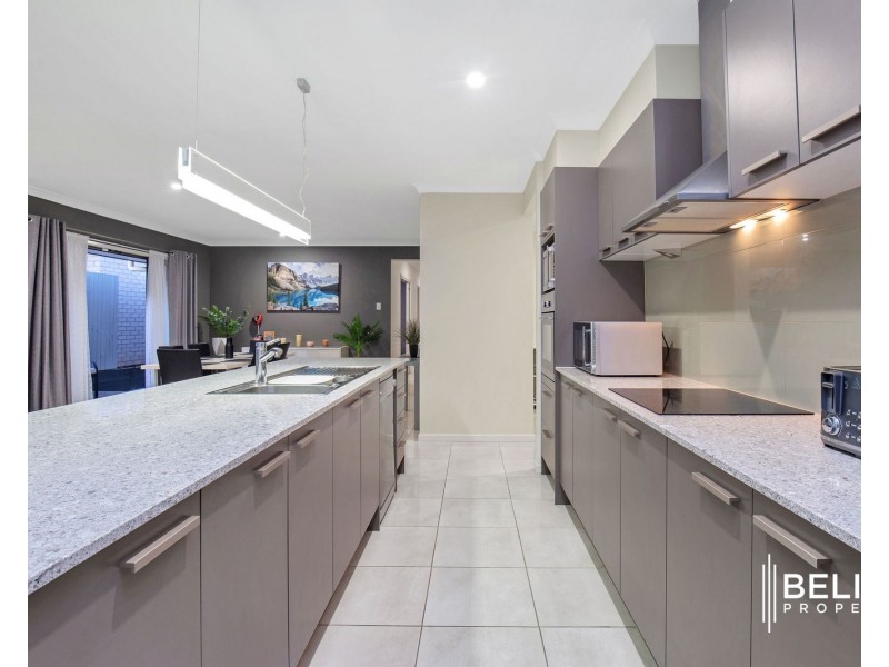 4 Ludlow Crescent, Ormeau Hills QLD 4208
