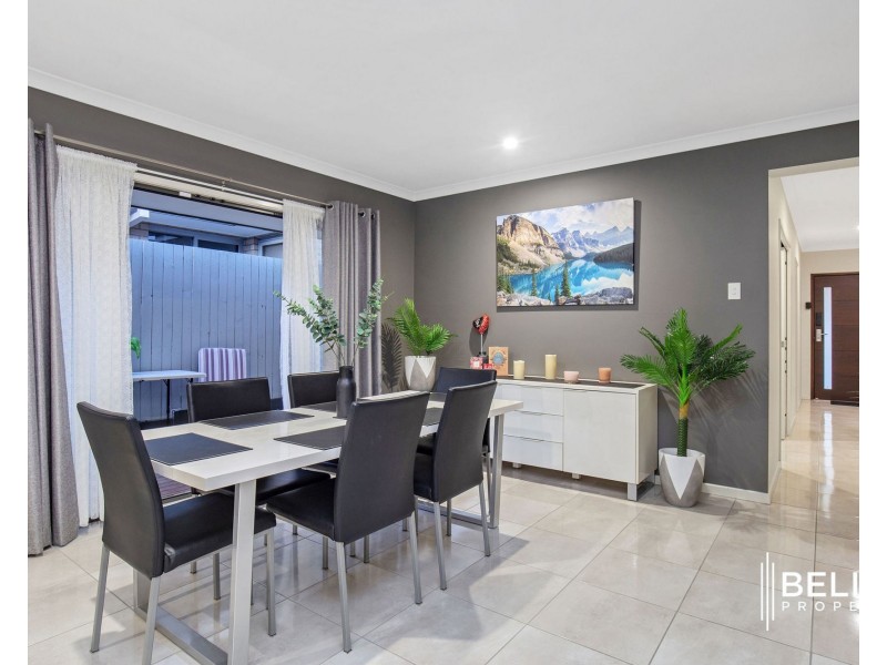 4 Ludlow Crescent, Ormeau Hills QLD 4208