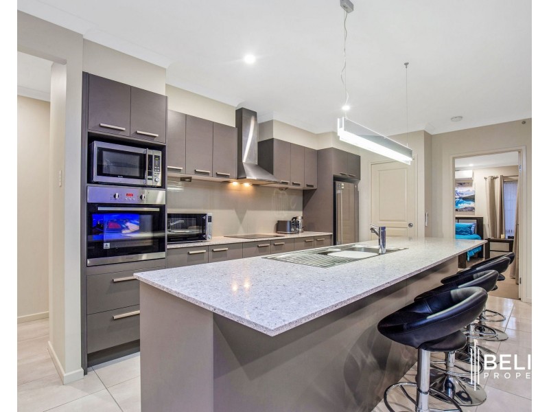 4 Ludlow Crescent, Ormeau Hills QLD 4208