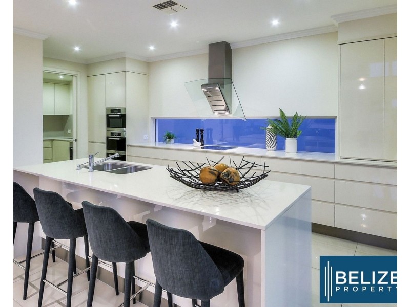 32 Windward Place, Jacobs Well QLD 4208