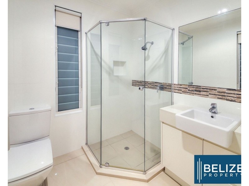 32 Windward Place, Jacobs Well QLD 4208