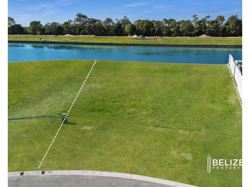 100 Paradise Parade, Jacobs Well QLD 4208