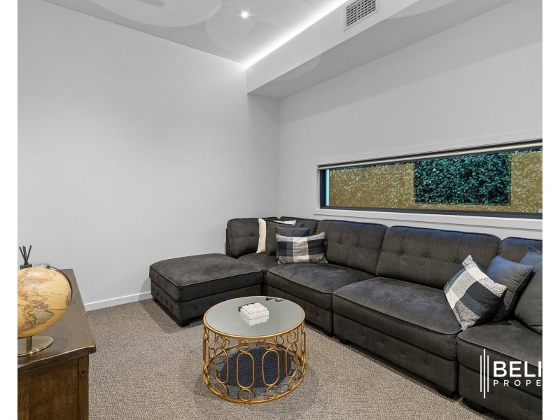 42 Paradise Parade, Jacobs Well QLD 4208