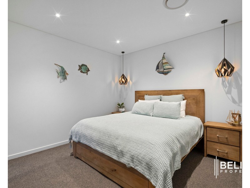 42 Paradise Parade, Jacobs Well QLD 4208