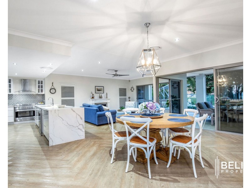 12 Marina Parade, Jacobs Well QLD 4208