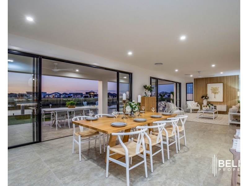 105 Paradise Parade, Jacobs Well QLD 4208