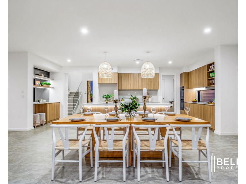 105 Paradise Parade, Jacobs Well QLD 4208