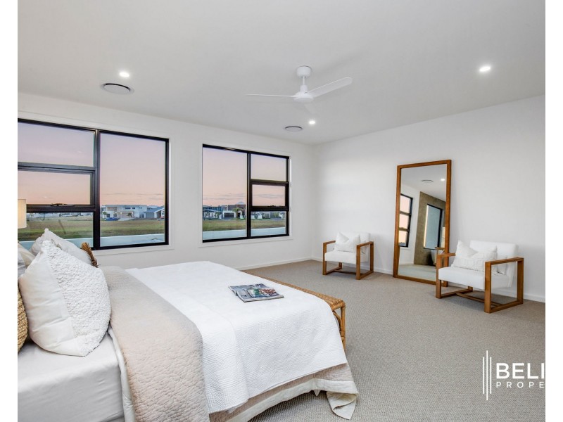 105 Paradise Parade, Jacobs Well QLD 4208