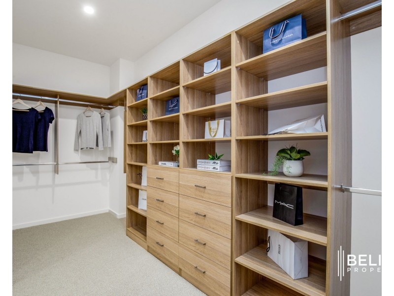 105 Paradise Parade, Jacobs Well QLD 4208