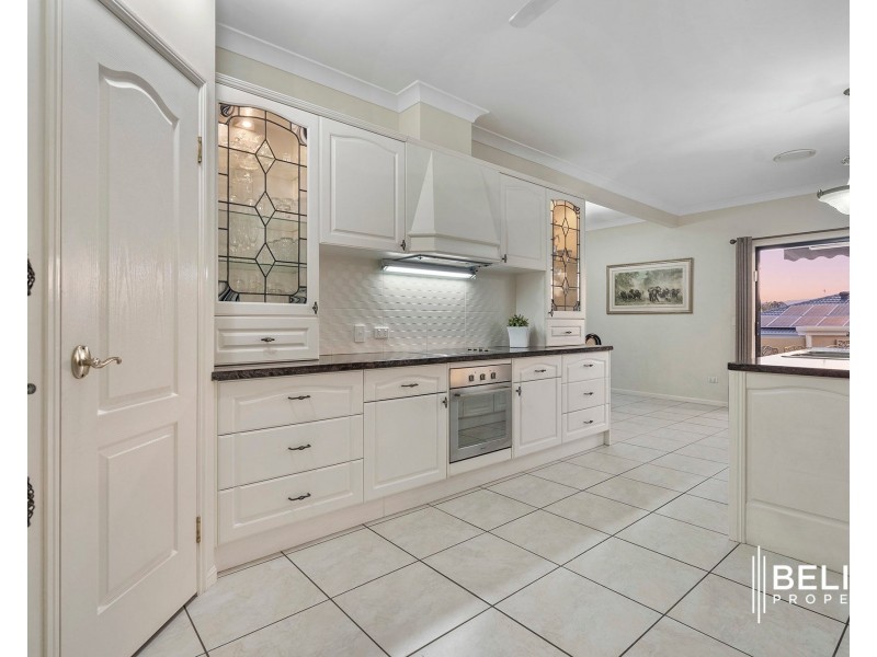 24 Danielle Street, Oxenford QLD 4210