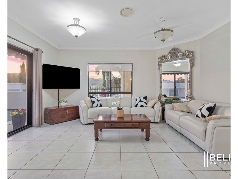 24 Danielle Street, Oxenford QLD 4210